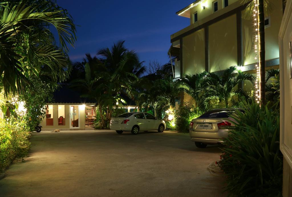 Naka Resort Камала Бийч Екстериор снимка