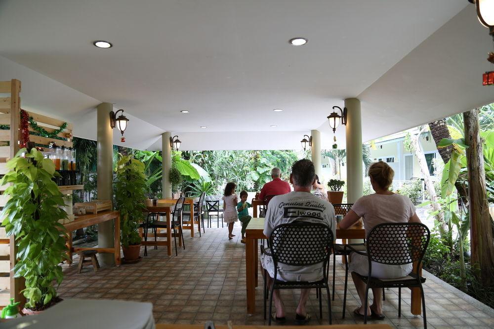 Naka Resort Камала Бийч Екстериор снимка