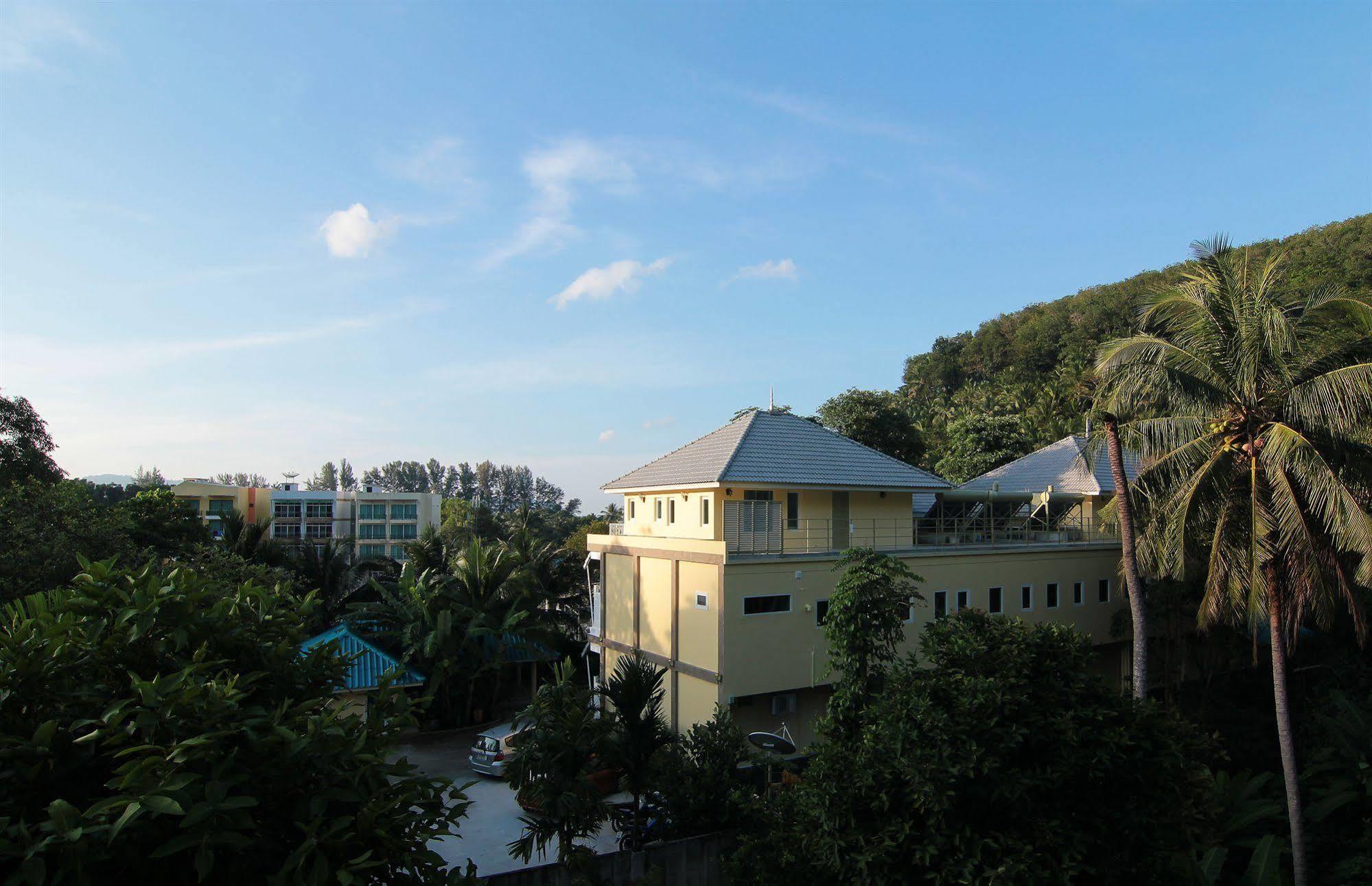 Naka Resort Камала Бийч Екстериор снимка